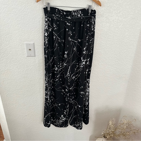 Misa Los Angeles Aliya Black Floral Pants - Picture 6 of 9